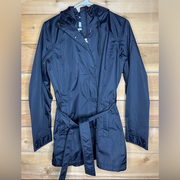 Pardon My Trench Columbia Women’s Rain Jacket, Medium - Picture 1 of 3